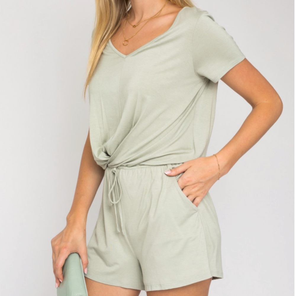 Romper - Picture 2 of 3